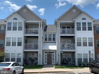 Building Photo - 2443 Blue Spring Ct