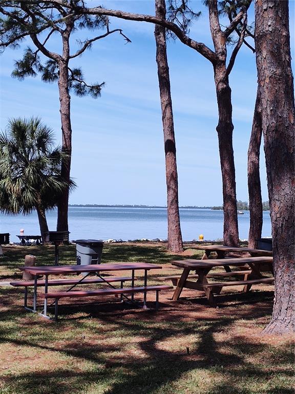 Building Photo - 2700 Bayshore Blvd