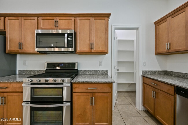 Building Photo - 4831 S Turbine