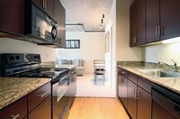 Building Photo - 910 S Clark St