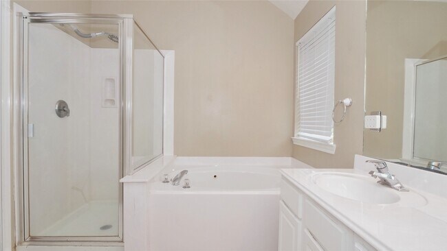 Building Photo - 5105 Caprock Dr