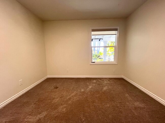 Building Photo - Most Charming Home in La Costa