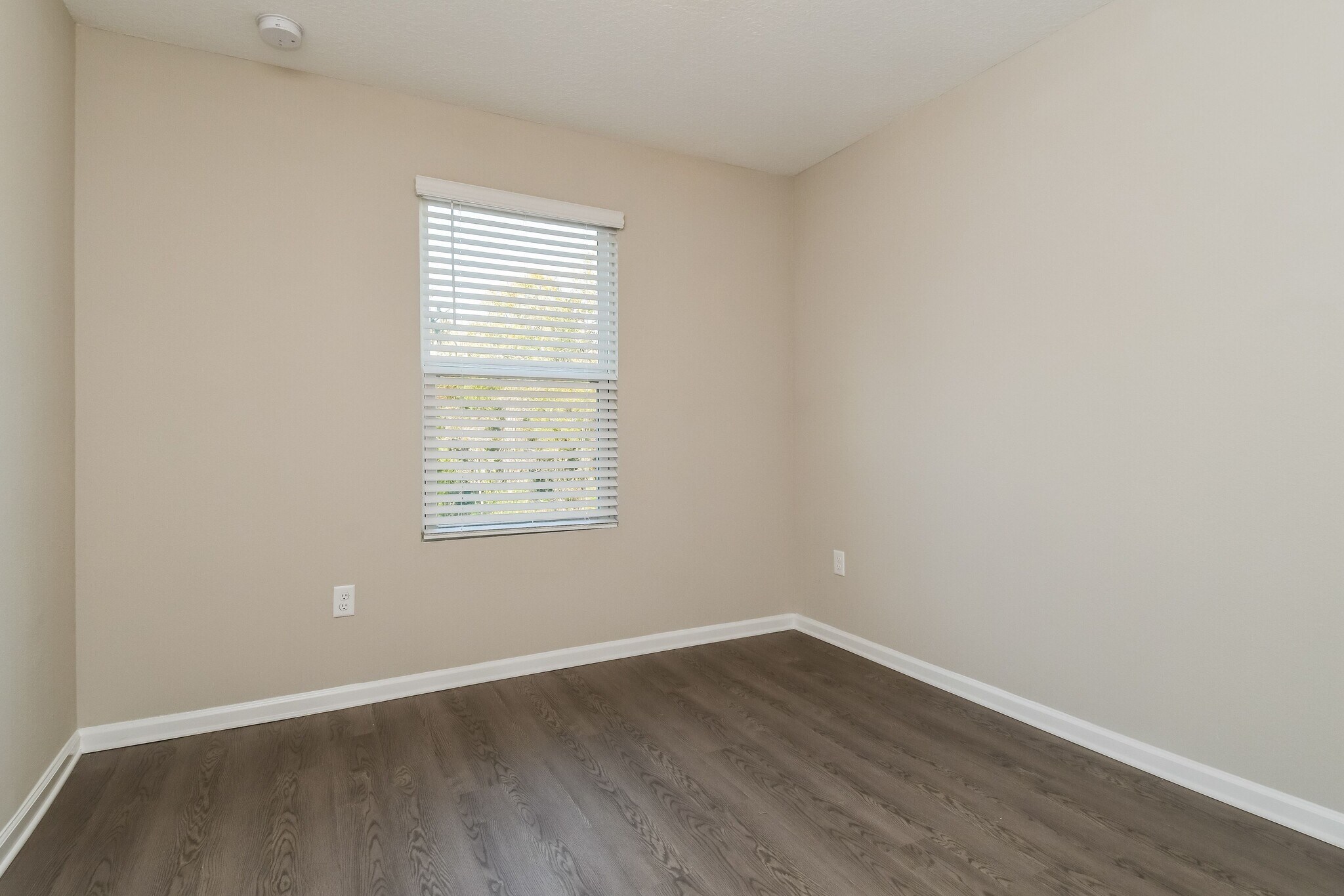 Building Photo - 783 Henley Ct