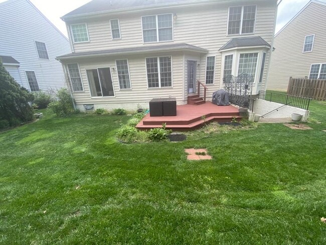 Building Photo - 3128 Tulip Tree Pl