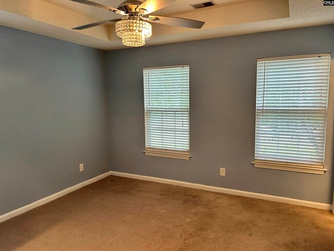 Building Photo - 17 Sugar Maple Ct