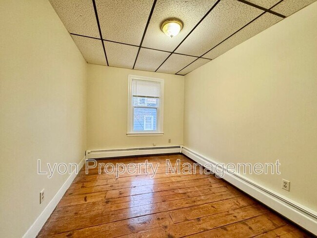 Building Photo - 181 Rathbun St