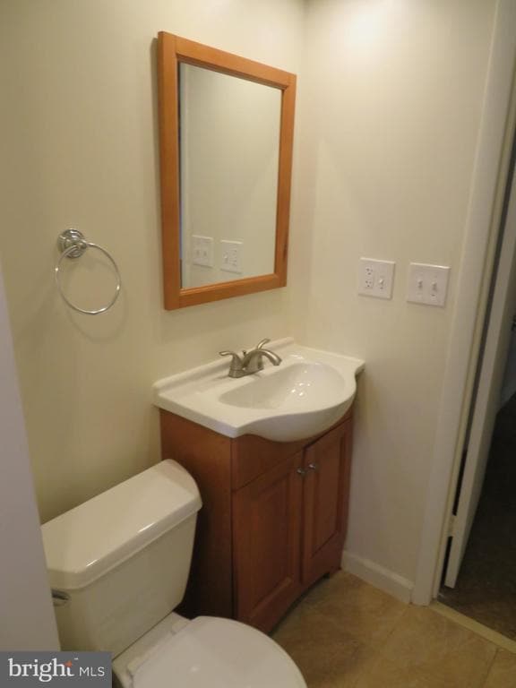 Building Photo - 26 Lakeside Dr