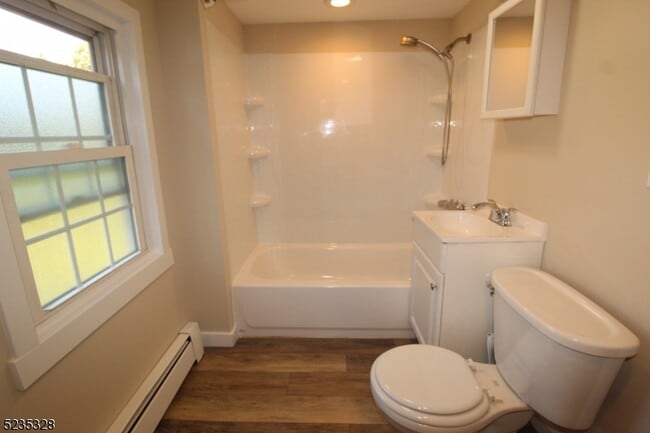 Building Photo - 28 White Meadow Ave