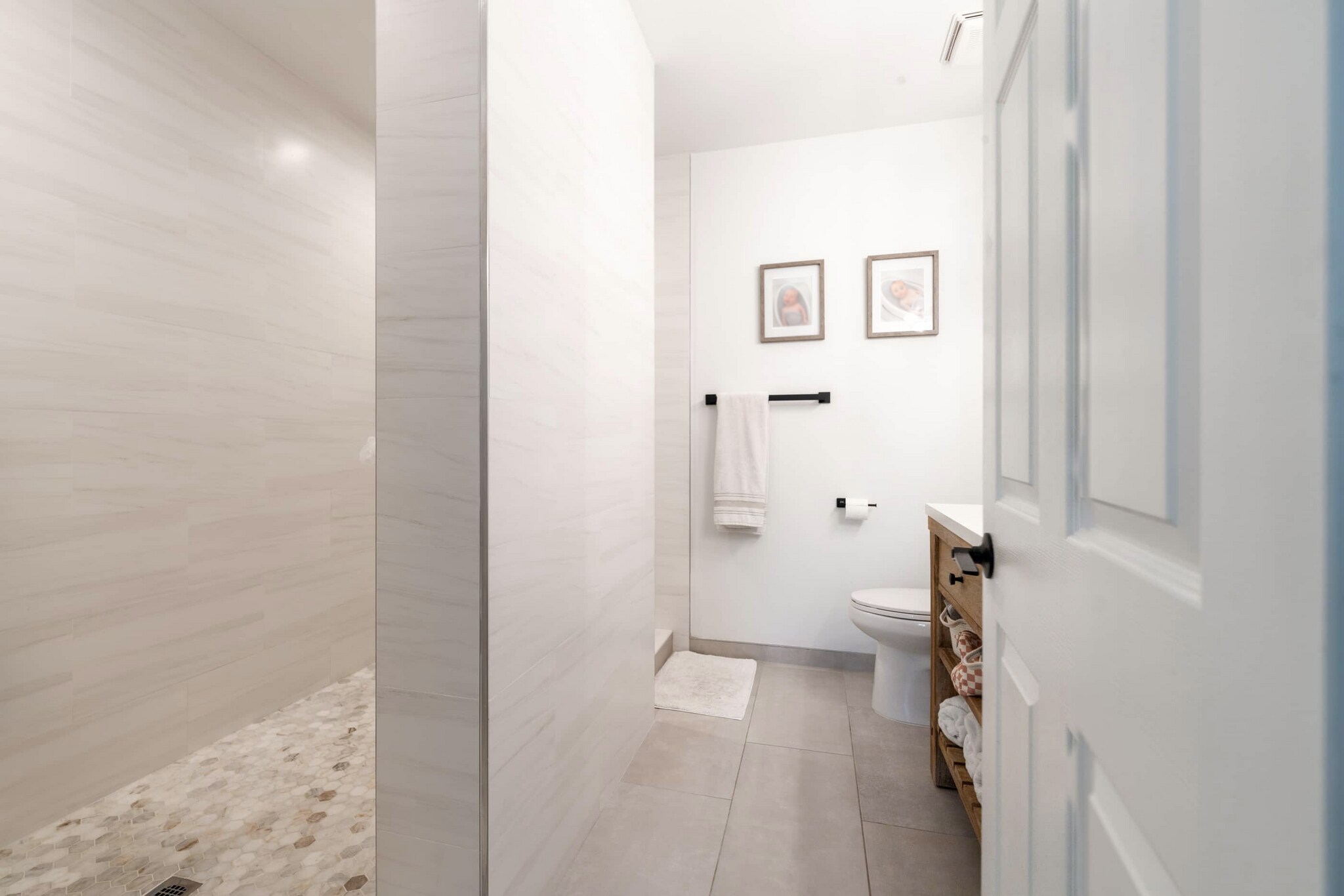 Building Photo - 723 SE 16th Ct