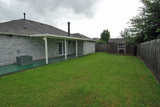 Building Photo - 7311 Harpers Dr