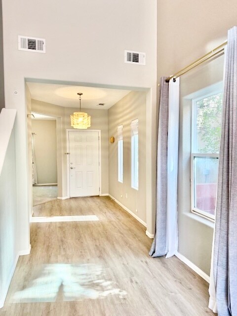 Building Photo - 3603 Colina Serena Pl NE