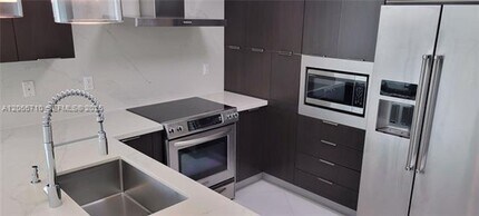 Building Photo - 250 Sunny Isles Blvd