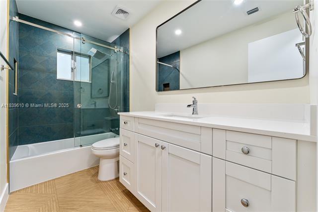 Building Photo - 6731 SW 48th St