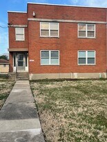 Building Photo - 4822 S 3rd St