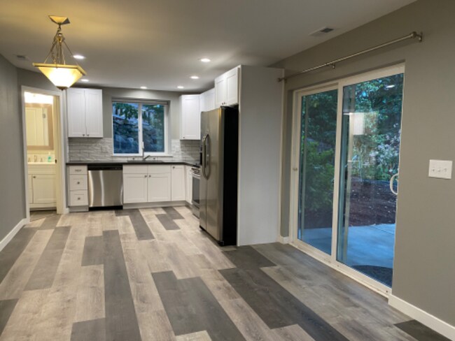 Building Photo - 26130 121st St Ct E