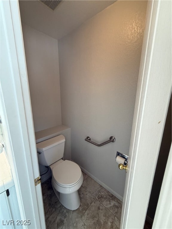 Building Photo - 2113 Desert Pines St