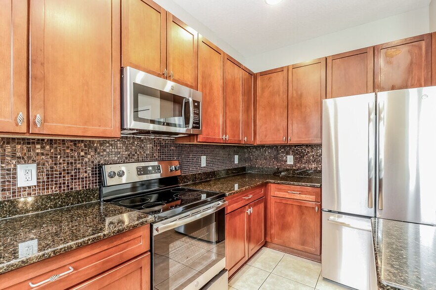 Building Photo - 18401 Dajana Ave