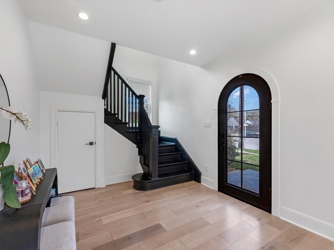 Building Photo - 2147 Colquitt St