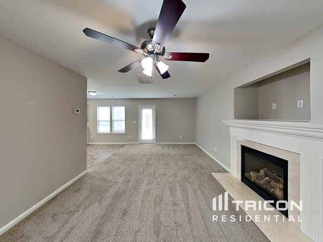 Building Photo - 106 Newport Dr