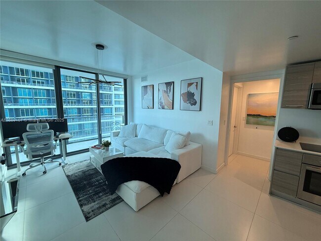 Building Photo - 1300 S Miami Ave