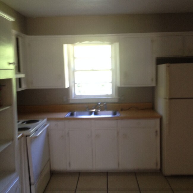Building Photo - **ON HOLD**Total Electric** East Columbus, GA 3 Bedroom / 1 Bathroom Home for Rent***