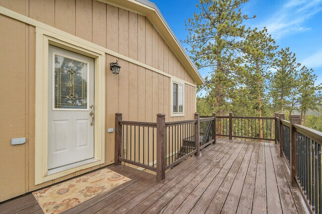 Building Photo - 50 Spruce Dr