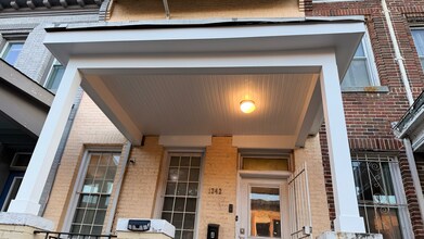 Building Photo - 1342 Park Rd NW