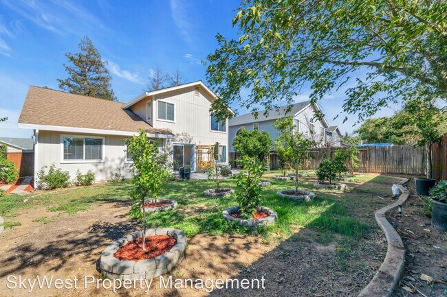 Building Photo - 4 br, 3 bath House - 8248 Exbourne Cir - 8...