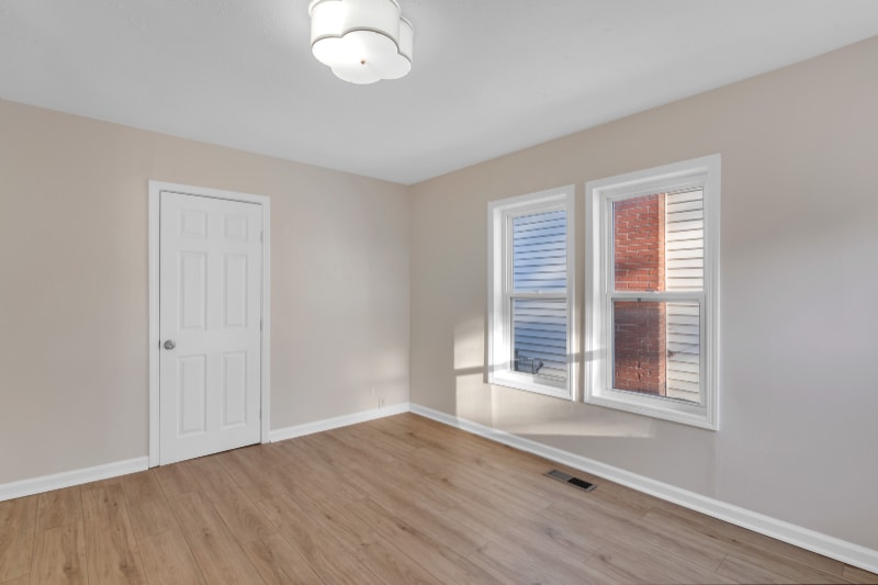 Building Photo - 3933 Walsh St