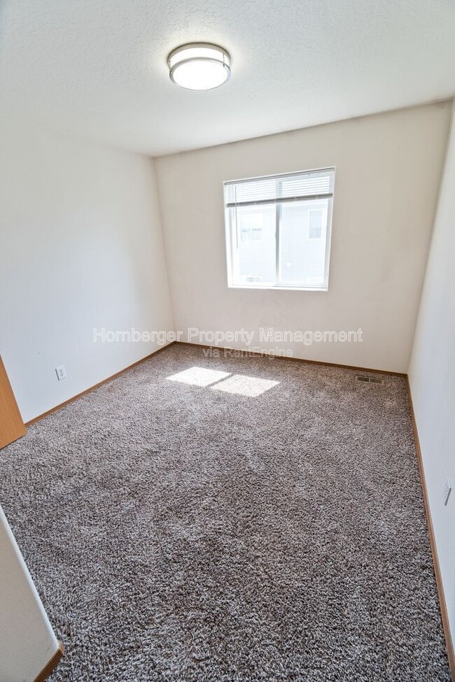 Building Photo - 2814 N 14th Pl