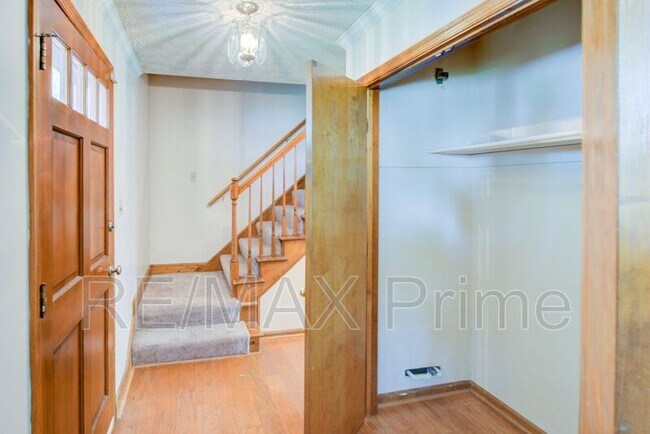 Building Photo - 71 Michaels Woods Dr