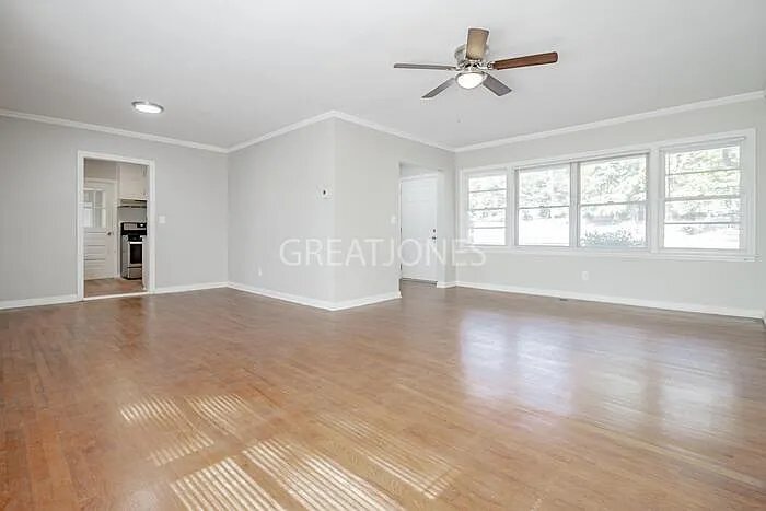 Building Photo - 1262 Briarwood Ave