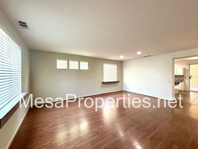 Building Photo - 13142 Kootenay Way