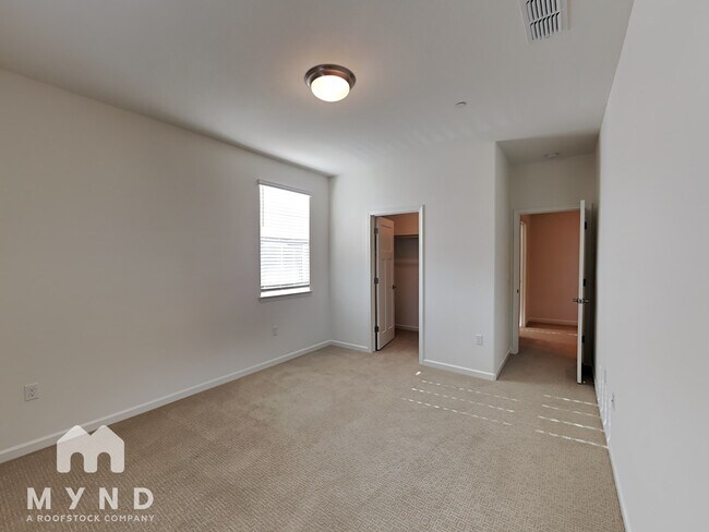 Building Photo - 2172 Brave Hawk Loop