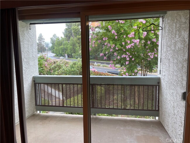 Building Photo - 4714 Park Granada