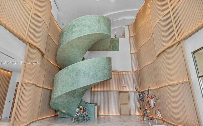 Building Photo - 900 N Ocean Blvd