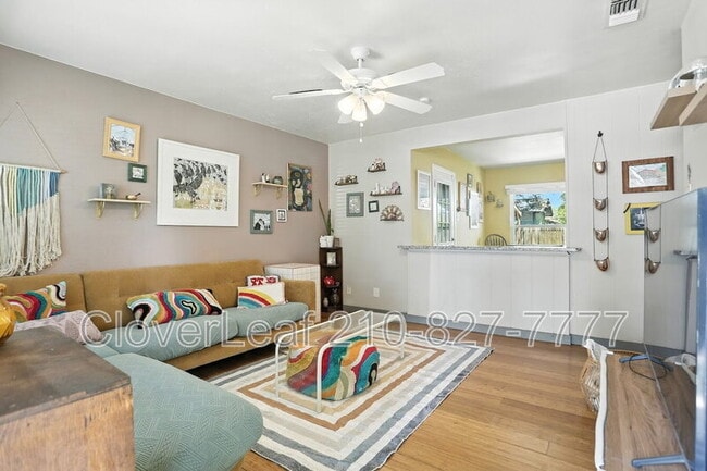 Building Photo - 131 Middlebury Dr