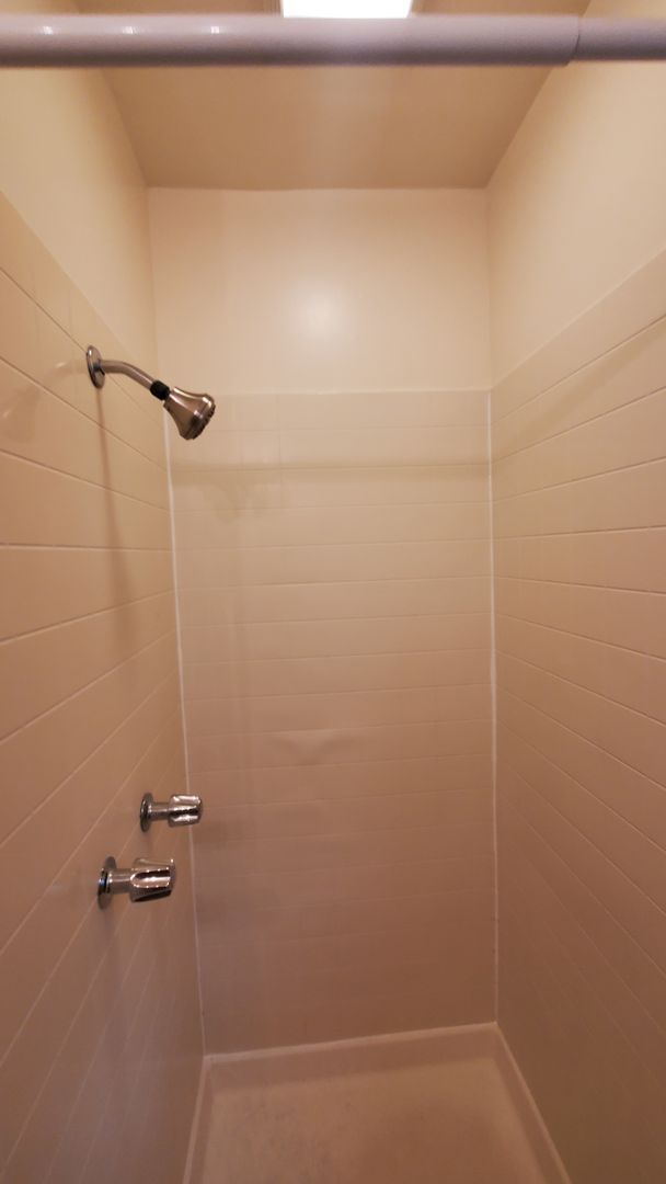 Building Photo - 2 Bedroom 1 Bath Duplex In Sierra Village With Trash & Water Included!!!