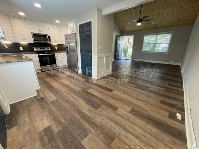 Building Photo - 189 W Jefferson St