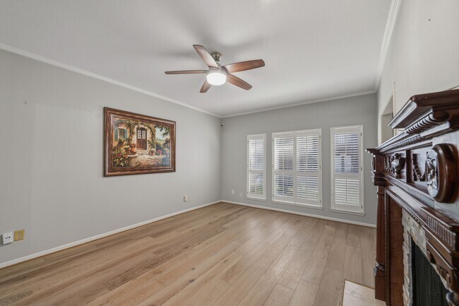 Building Photo - 11711 Memorial Dr