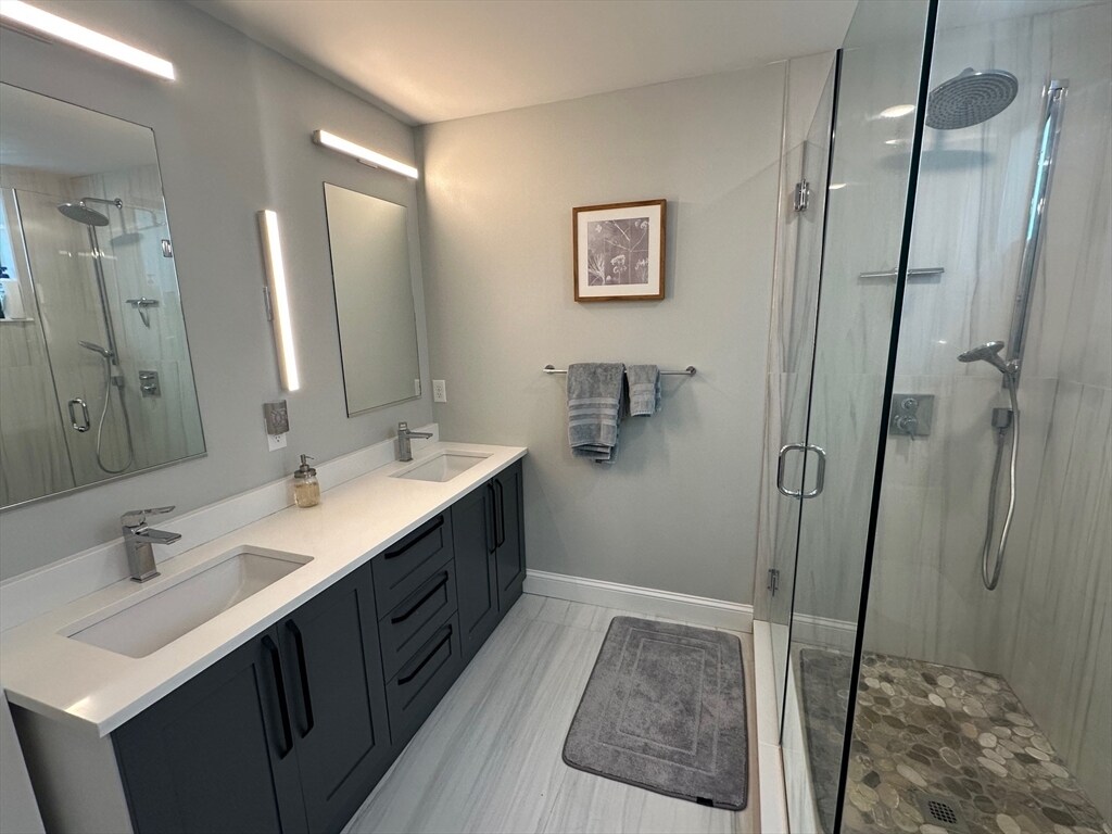 Building Photo - 56 Winship St