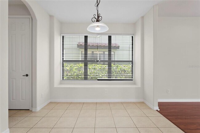 Building Photo - 20317 Chestnut Grove Dr