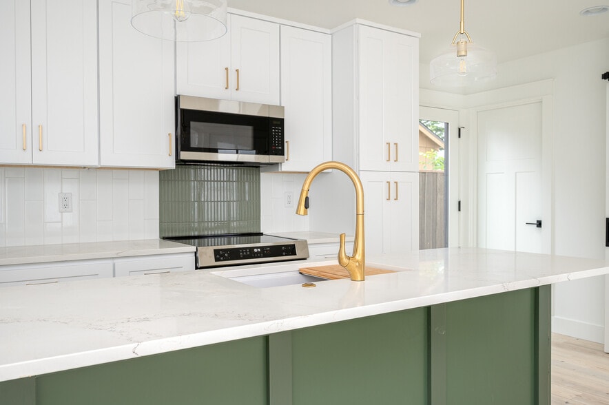 Building Photo - 4103 SE Olsen St