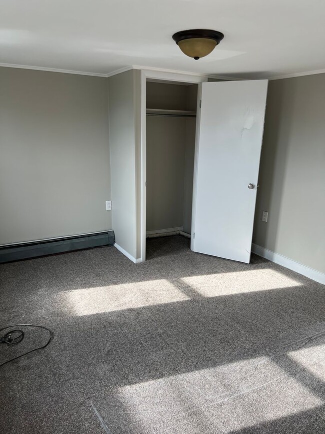 Building Photo - 2 possibly 3 Bedroom  Home In Carlisle wit...