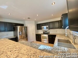 Building Photo - 9338 Bartlett Falls