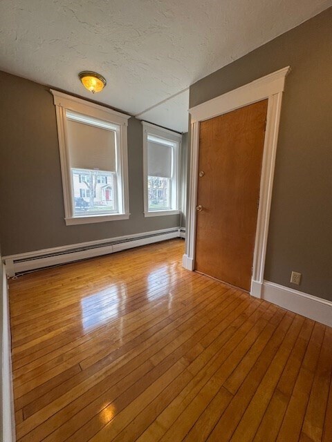 Building Photo - 45 Broad St