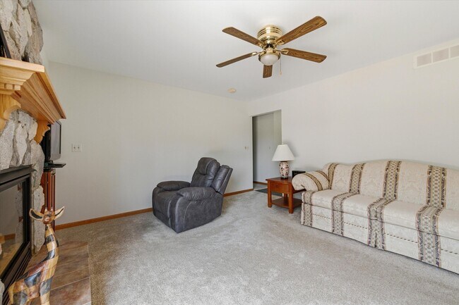 Building Photo - 5700 W M 36