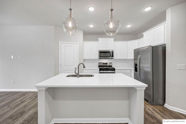 Building Photo - TOWNHOMES ACROSS FROM LAKE CAROLINA