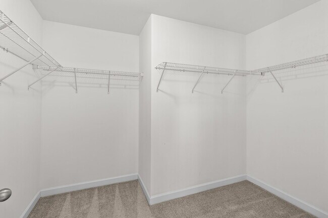 Building Photo - 4095 Irwin Dr