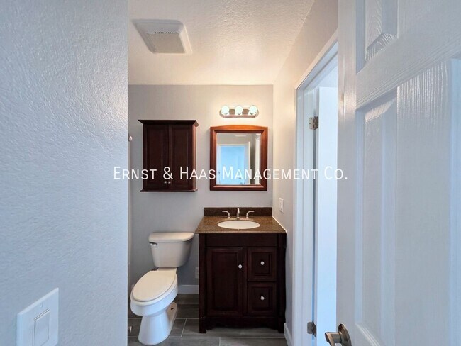 Building Photo - 12526 Cuesta Dr